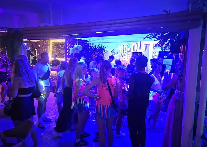 Hideout Hostel