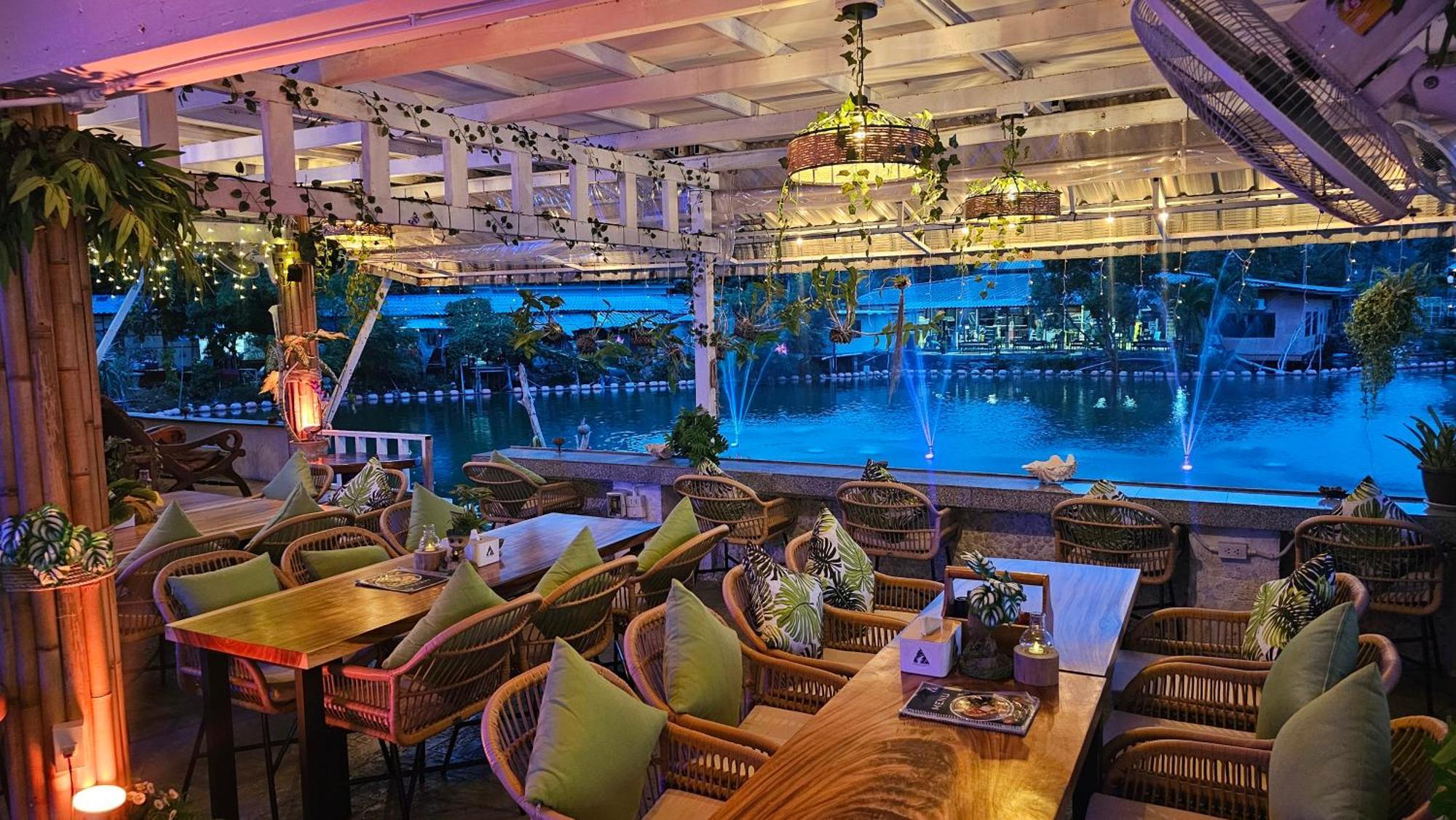 Hideout Hostel Haad Rin