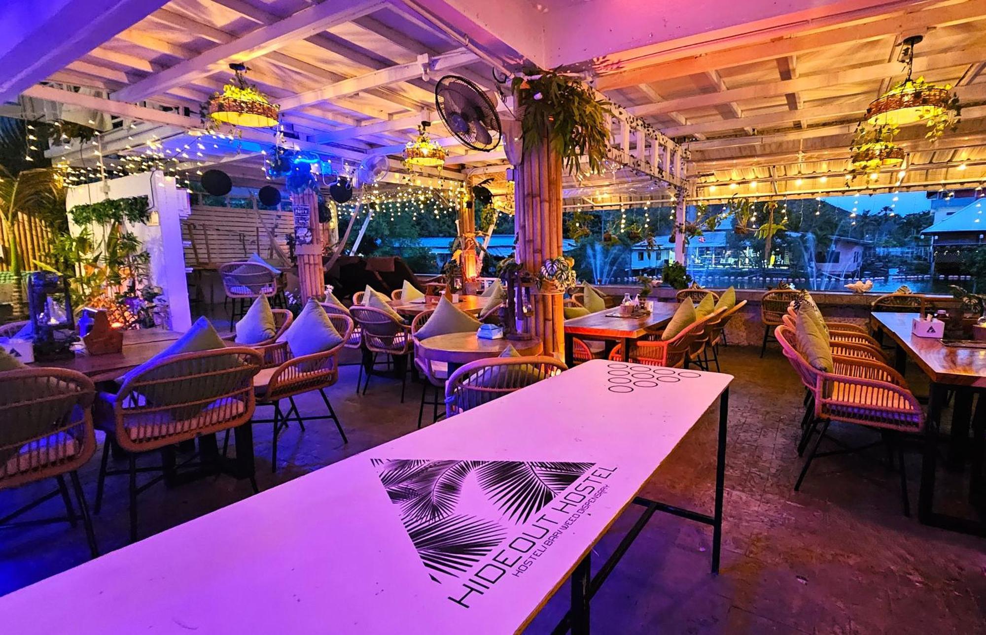 Hostel Hideout