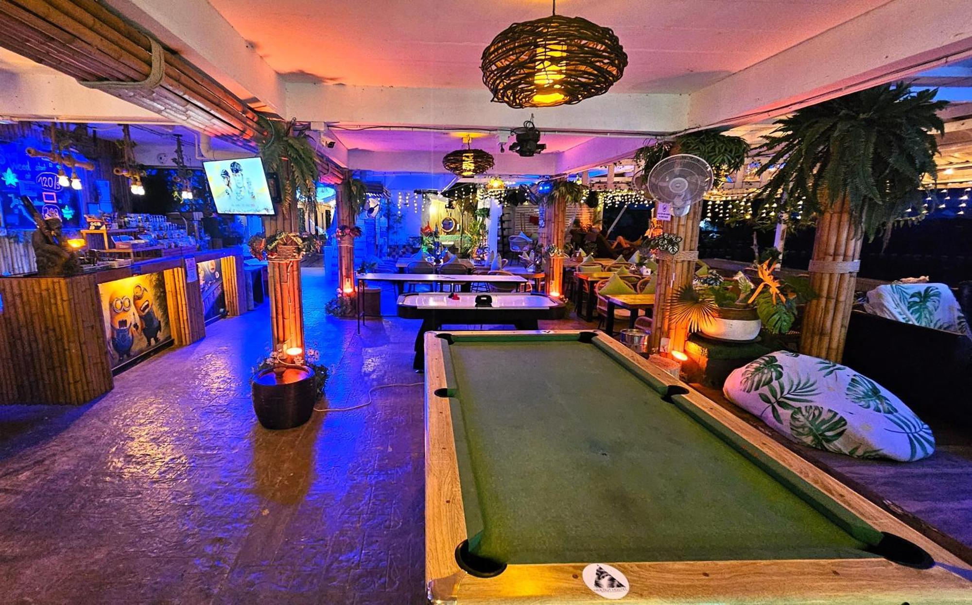 Hostel Hideout Haad Rin