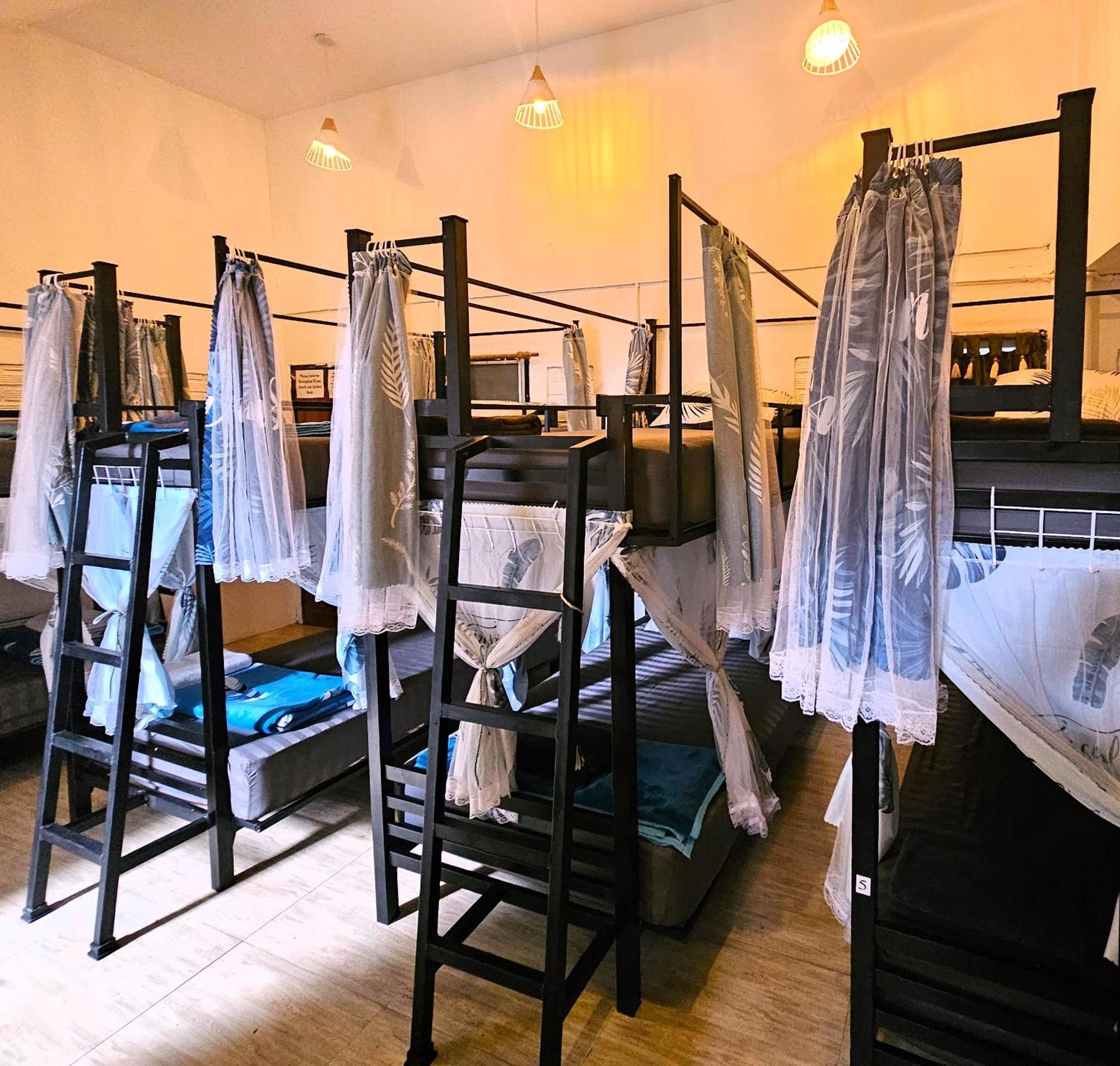 Hostel Hideout *