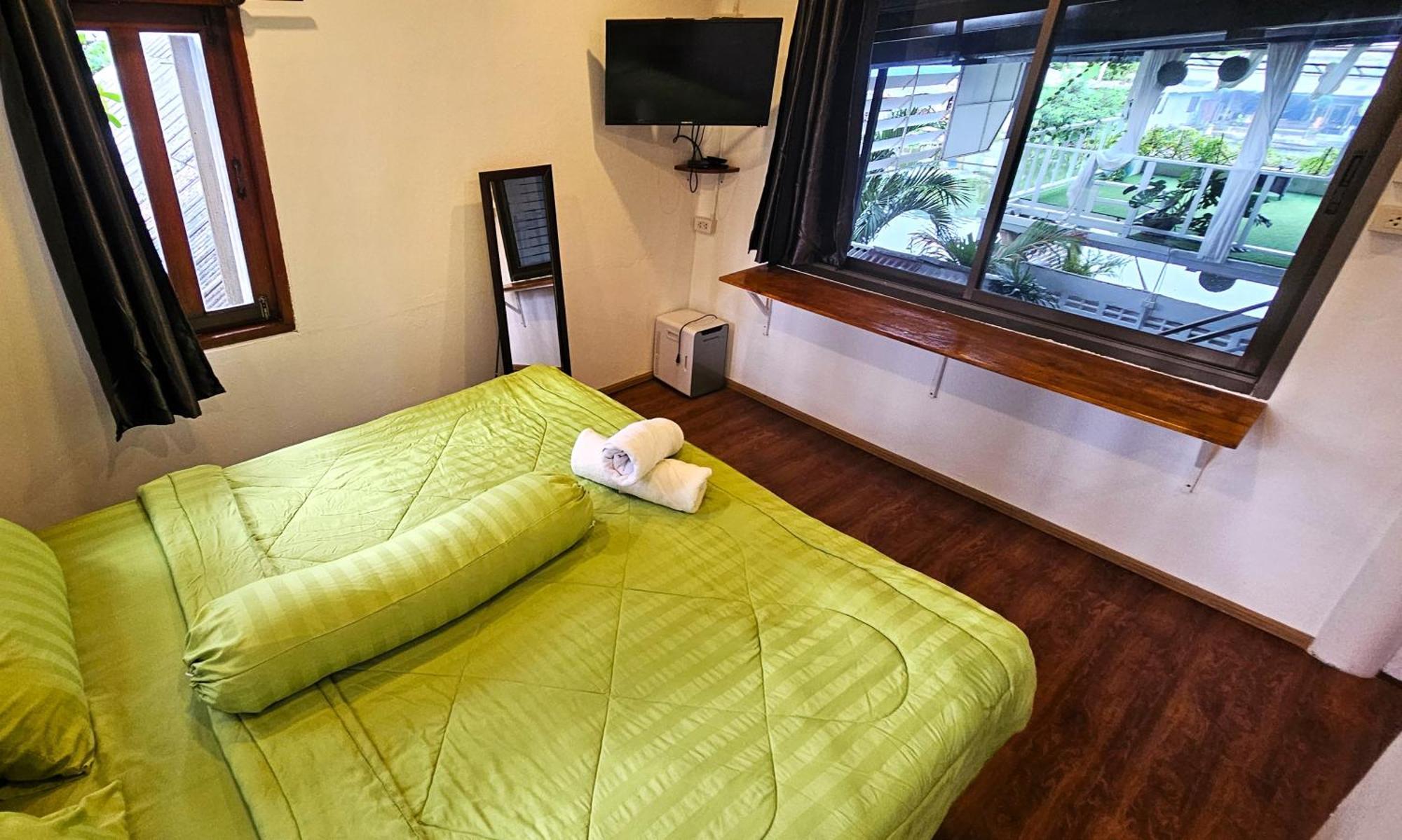 Hostel Hideout Haad Rin