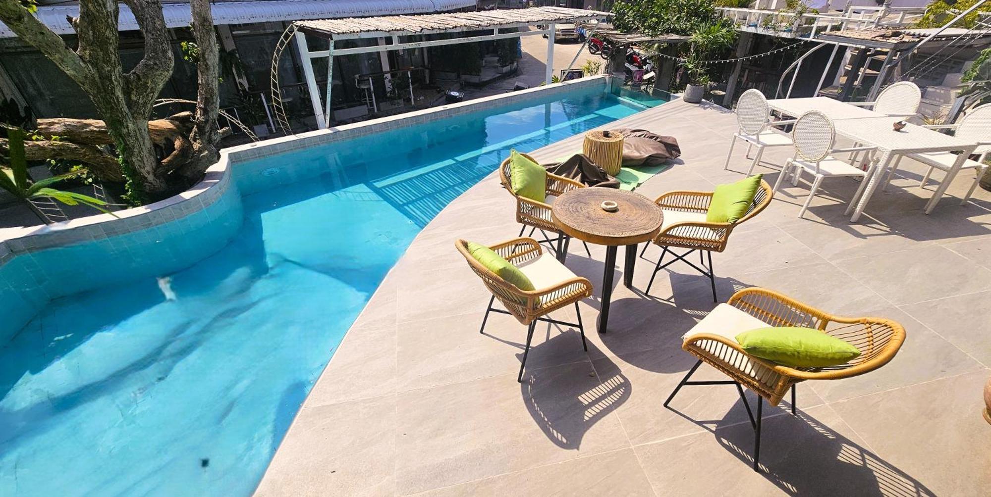 Hideout Hostel